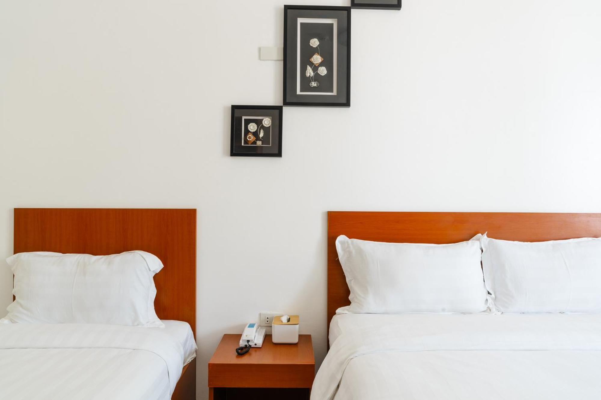 Q Beach Resort Cabangan ภายนอก รูปภาพ
