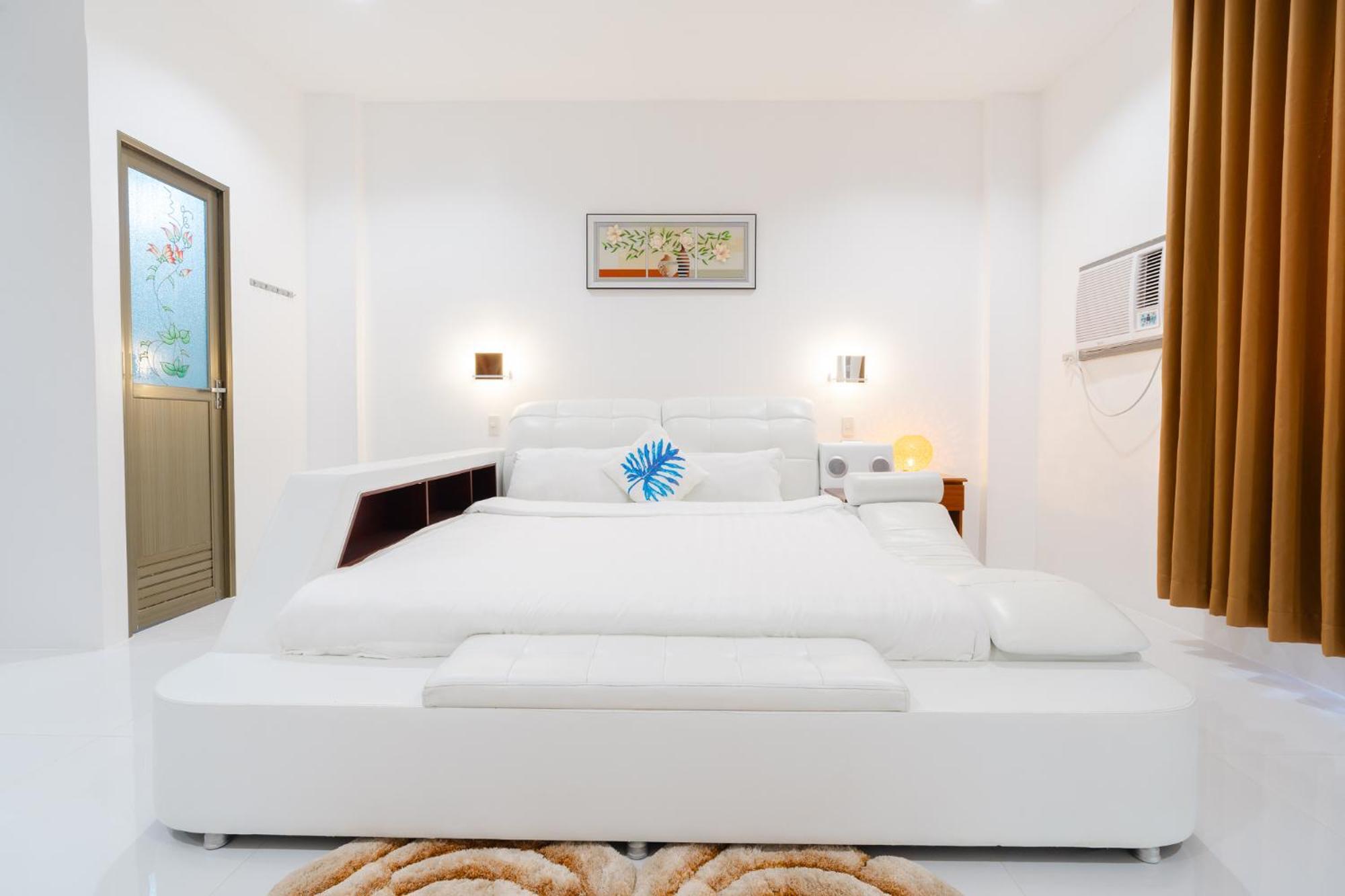 Q Beach Resort Cabangan ภายนอก รูปภาพ